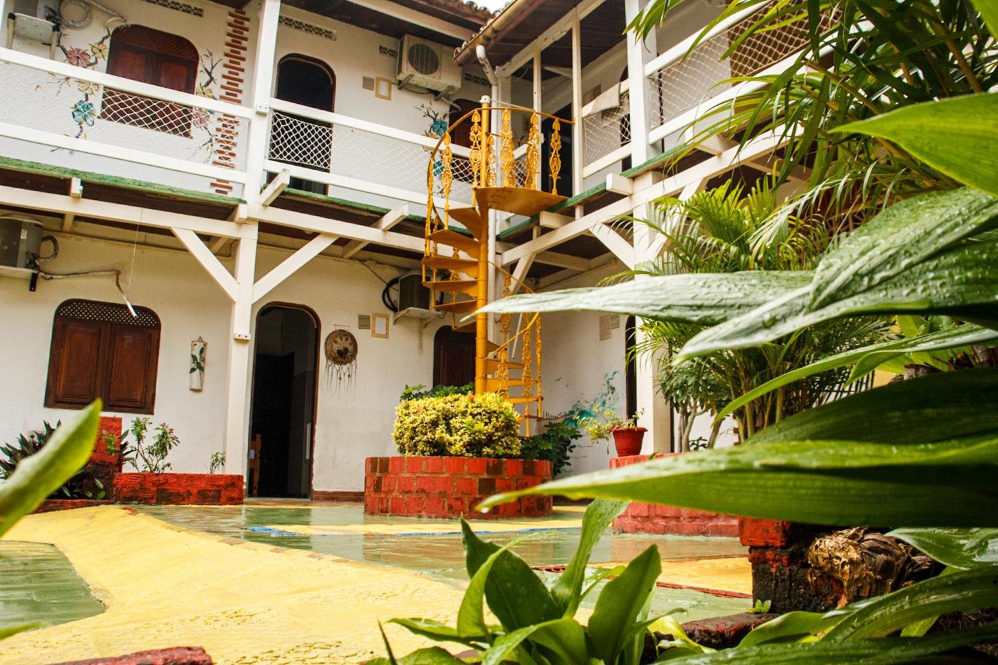 Pousada Tropicalia Canoa Quebrada Bagian luar foto